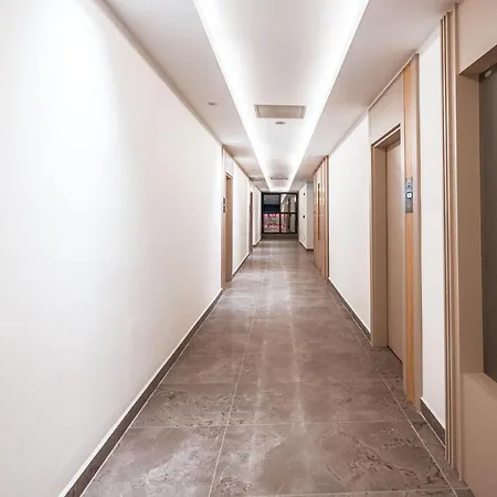 New Safir Апарт-отель *